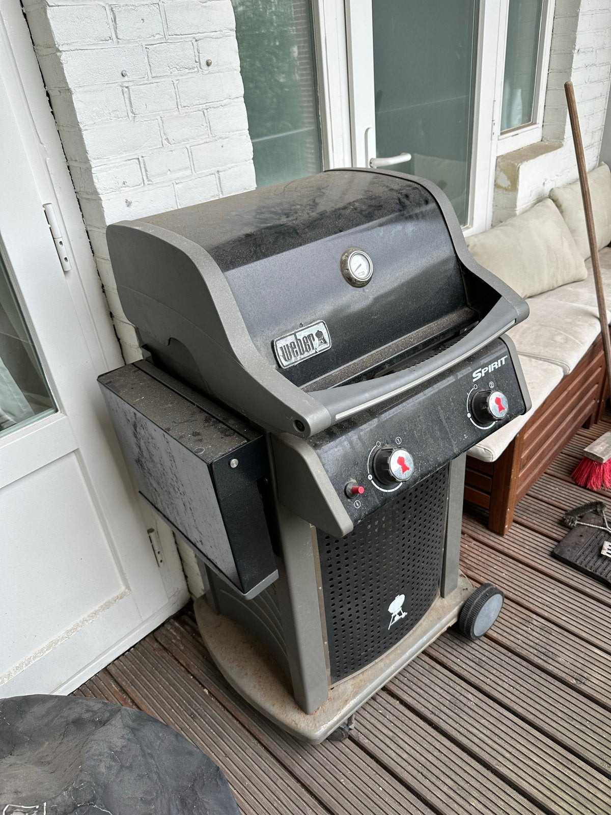 Weber Spirit gasbarbecue met 2 branders en gasfles, Ophalen, Gebruikt