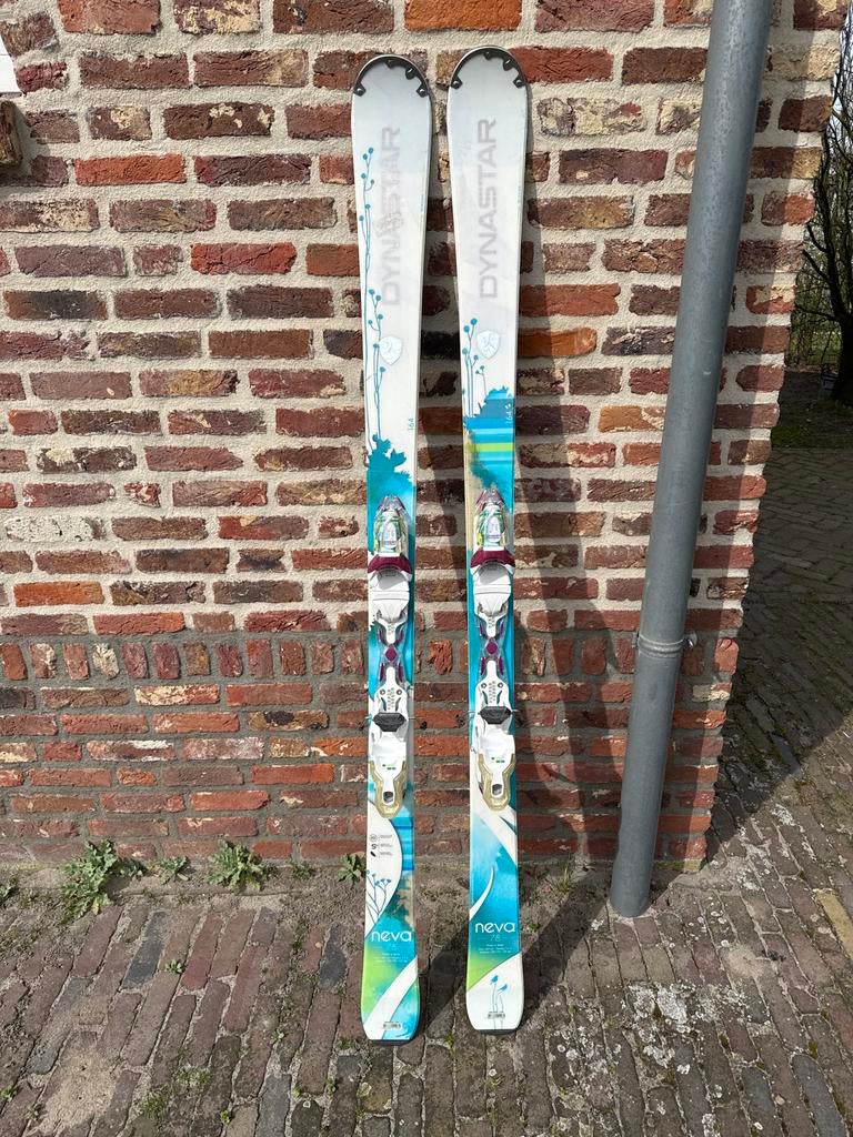 Dynastar Neva 78 ski's - gewaxt en geslepen, Sport en Fitness, Skiën en Langlaufen, 160 tot 180 cm, Gebruikt, Carve, Skiën