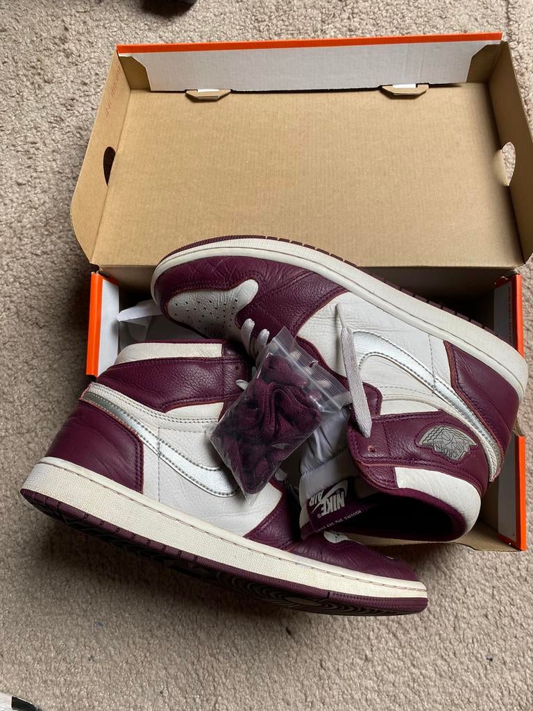 Nike Air Jordan 1 Retro High OG Bordeaux 42,5, Overige kleuren, Ophalen of Verzenden, Sneakers of Gympen, Gedragen