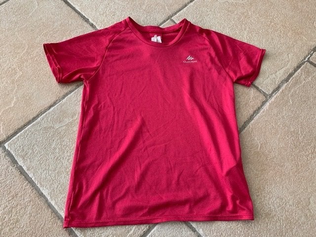 Wandel T-shirt kind maat 128 ( 8 jaar) roze Quechua, Ophalen of Verzenden, Gebruikt, Meisje, Shirt of Longsleeve