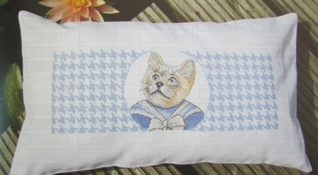 Borduurpatroon  Poes op kussen   nr 9863, Verzenden, Nieuw, Handborduren, Patroon