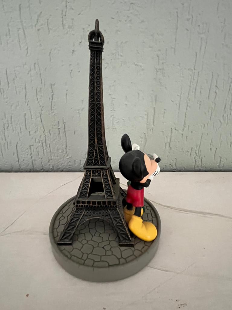 Mickey Mouse Eiffeltoren beeldje Disneyland Parijs, Verzamelen, Disney, Ophalen of Verzenden, Mickey Mouse, Zo goed als nieuw