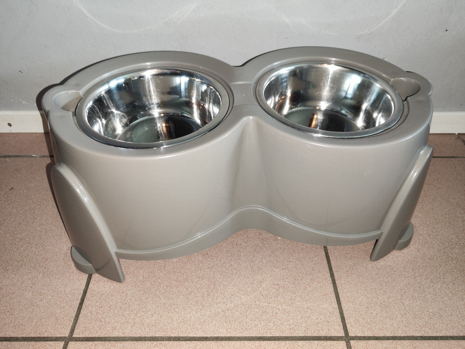 Savic ergo feeder hondenbar 2x850 ml, Dieren en Toebehoren, Ophalen of Verzenden, Zo goed als nieuw