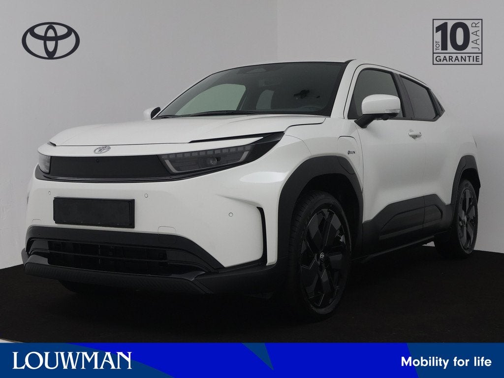 Toyota Urban Cruiser Executive 61 kWh (bj 2026, automaat), Auto's, Toyota, 12 maanden, Leder en Stof, Wit, Origineel Nederlands
