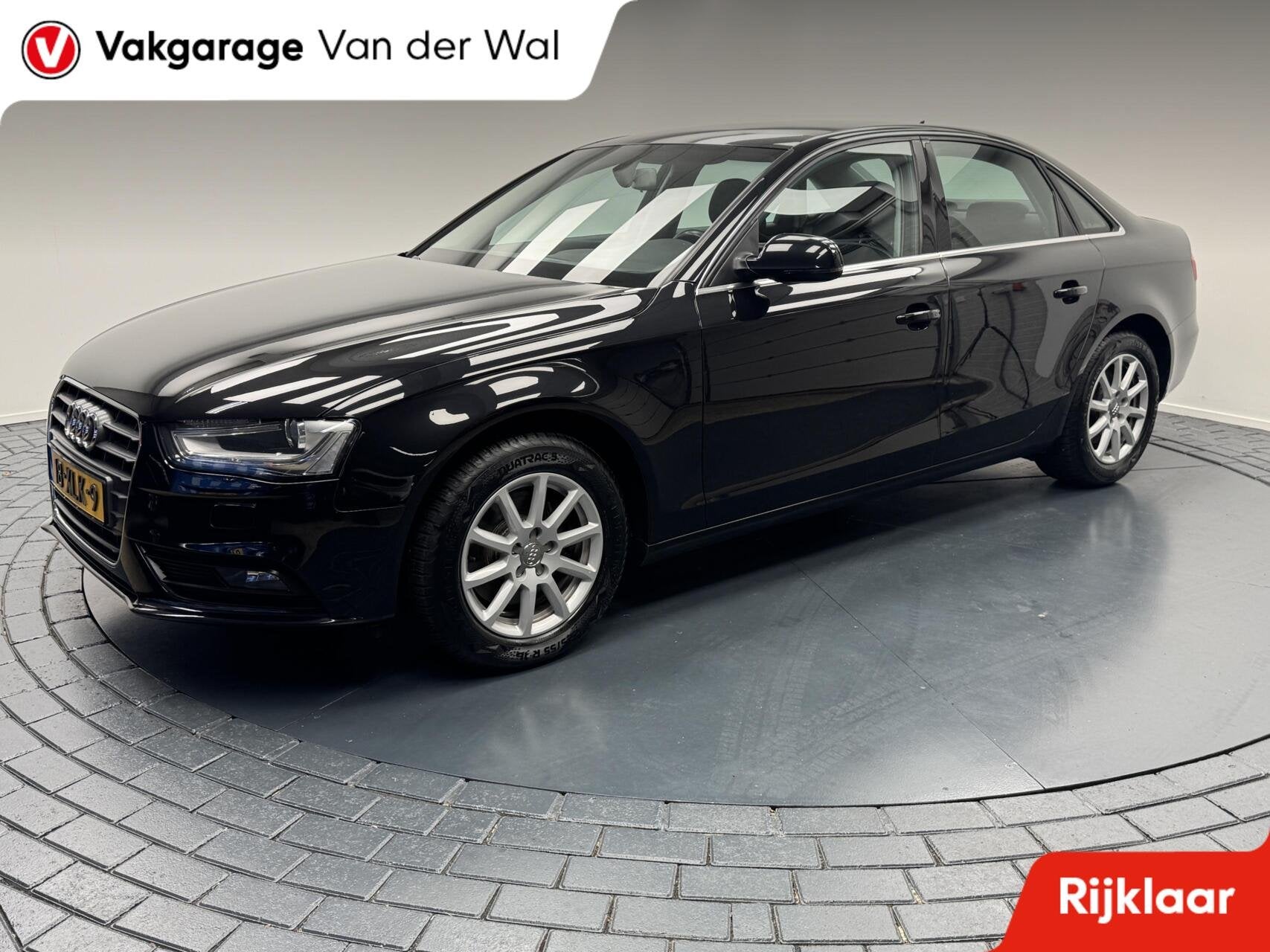Audi A4 Limousine 1.8 TFSi Pro Line Trekhaak-Navigatie-Cr.co, Auto's, Voorwielaandrijving, Stof, Gebruikt, 4 cilinders