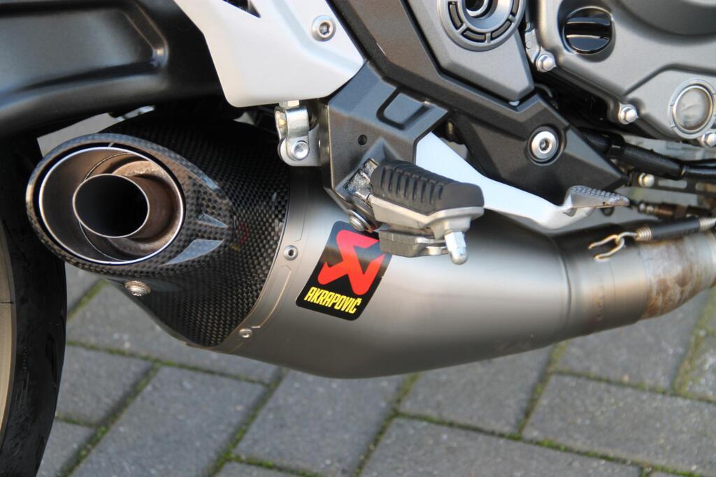 Akrapovic Titanium Carbon Kawasaki Z650 z650 Ninja, Nieuw, Ophalen of Verzenden