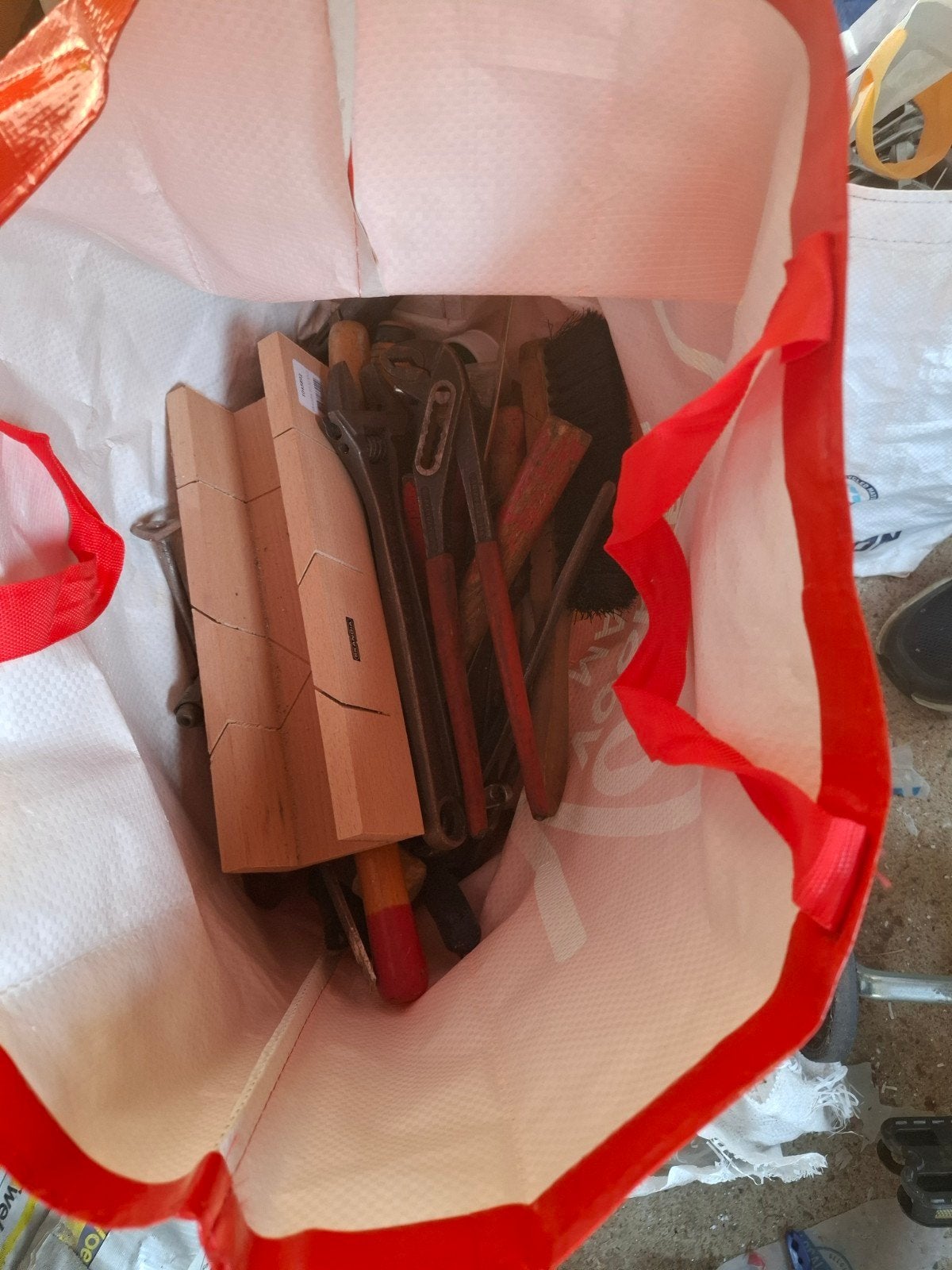 Diverse handgereedschappen - 3 big shoppers vol, Ophalen, Gebruikt, Gereedschapsset