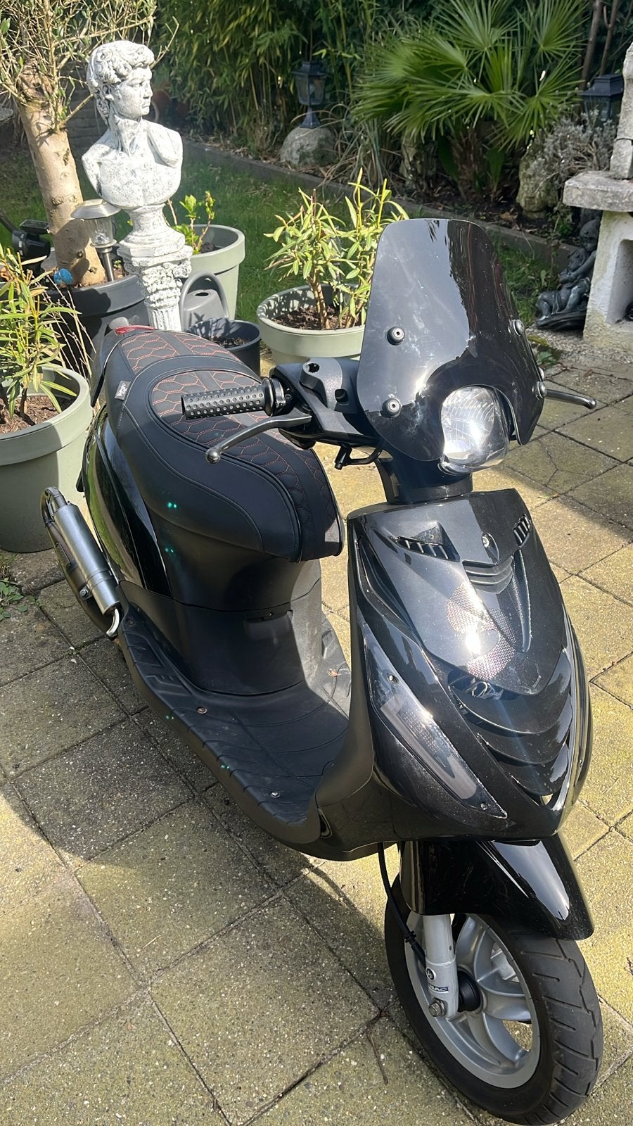 Piaggio Zip - 70cc - Custom Zadel - Yasuni R - Wok, Ophalen, Piaggio, Tweetakt, Gebruikt