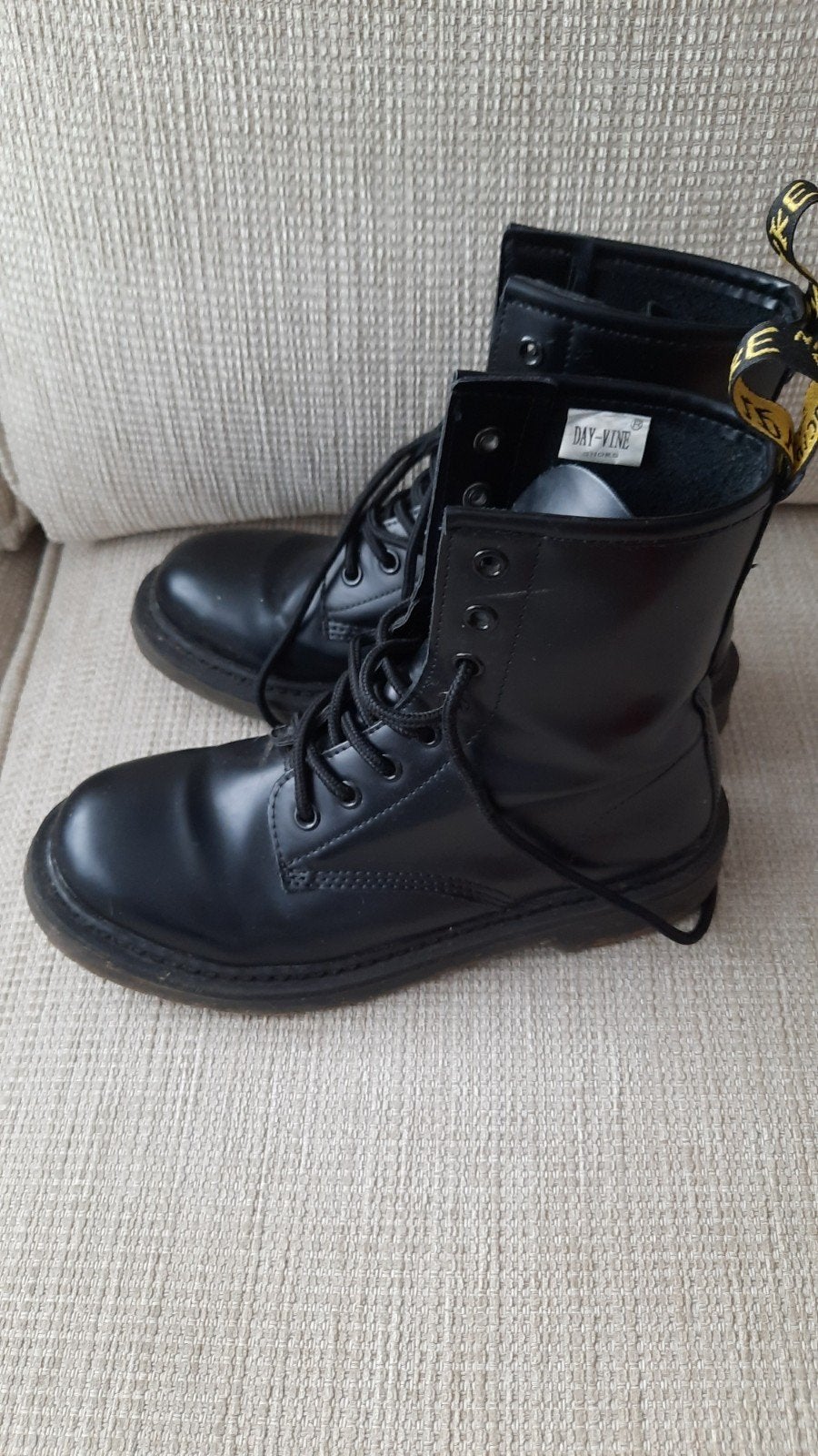 Leger boots maat 38, DAY-VINE, Zwart, Lage of Enkellaarzen, Ophalen of Verzenden
