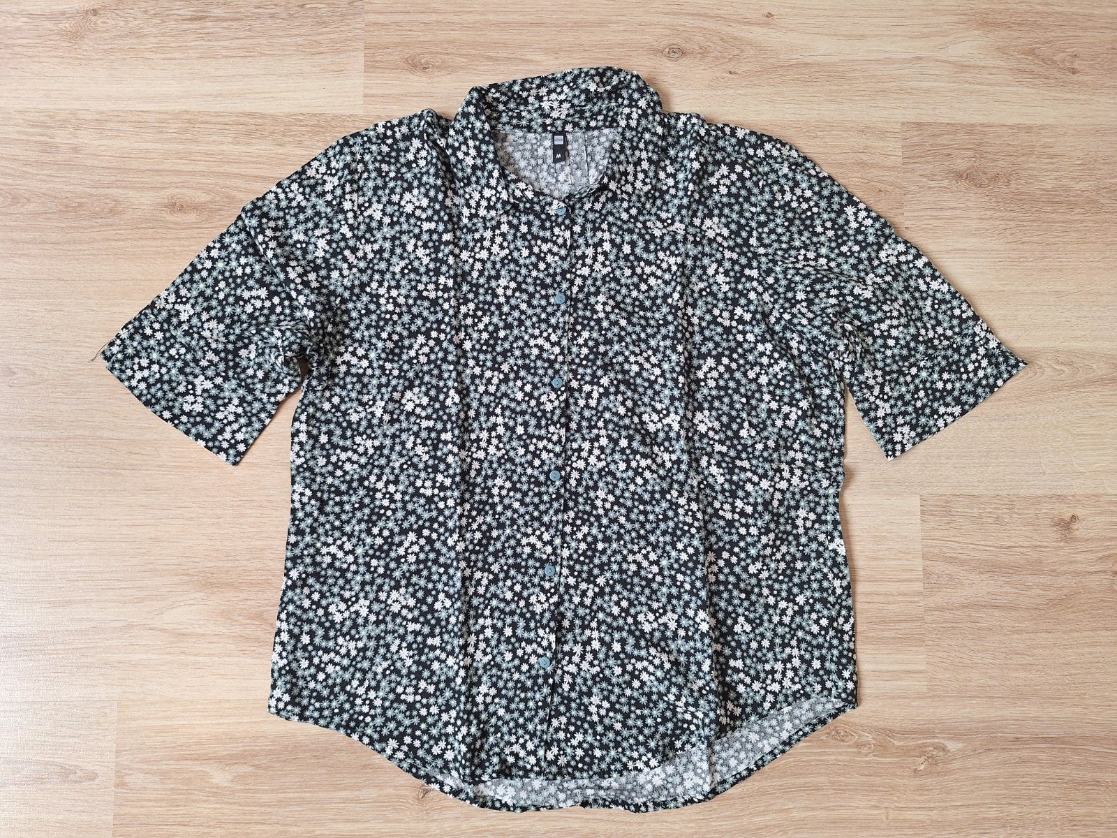 Hema blouse met bloemenprint mt M, Kleding | Dames, Maat 38/40 (M), Zwart, Ophalen of Verzenden, Zo goed als nieuw