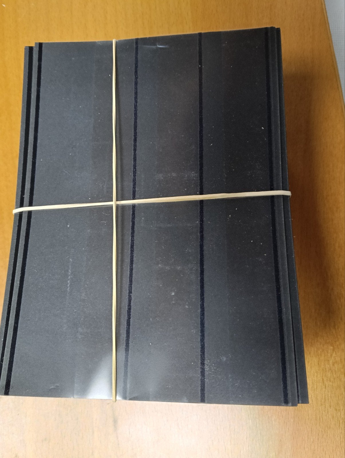 stapel 100 kleine zwarte insteekkaartjes met 3 stroken, Ophalen of Verzenden, Verzamelalbum