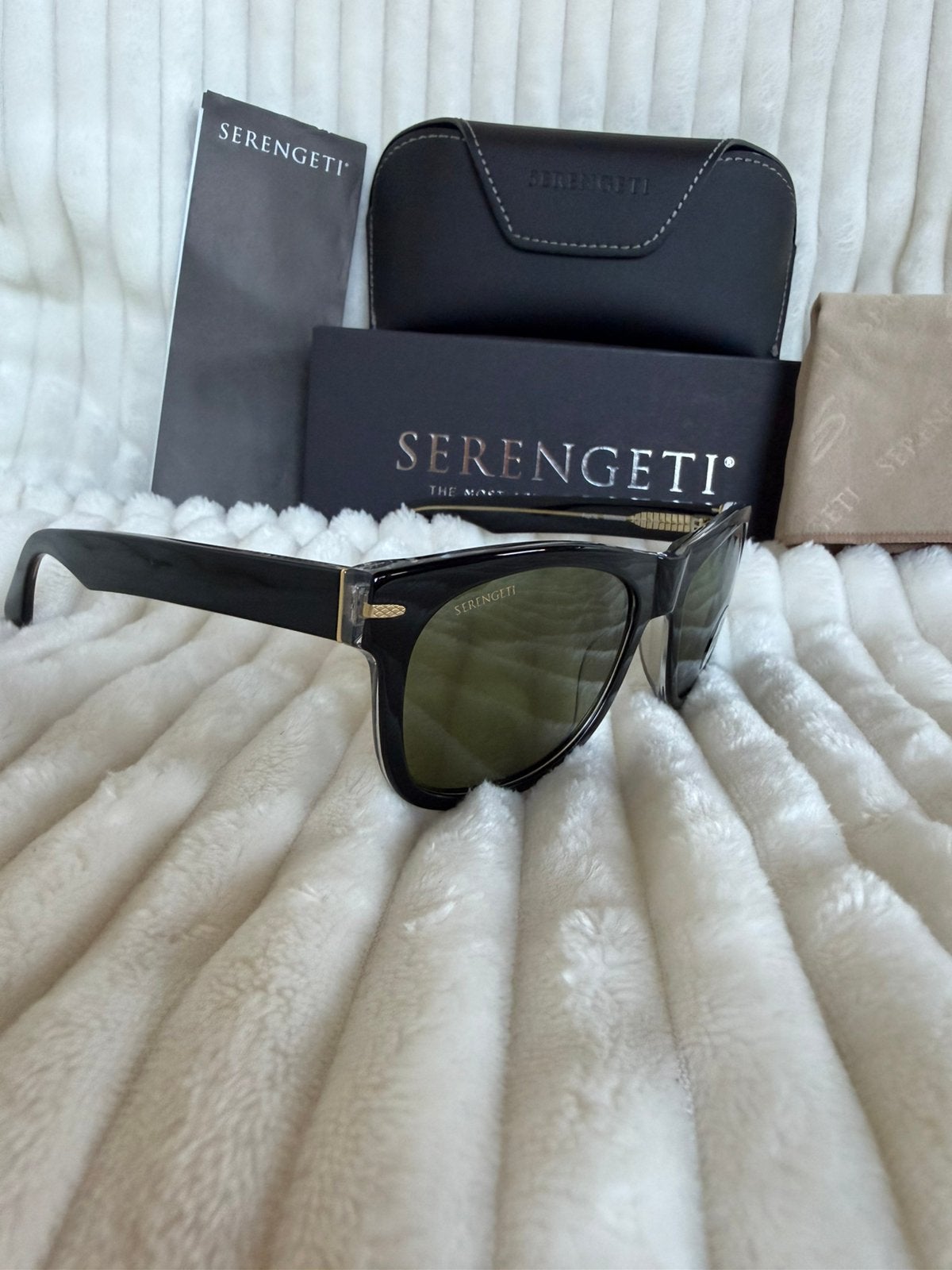 Serengeti Foyt Xl SS550003 garantie en btw-factuur, Sieraden, Tassen en Uiterlijk, Zonnebrillen en Brillen | Heren, Zonnebril