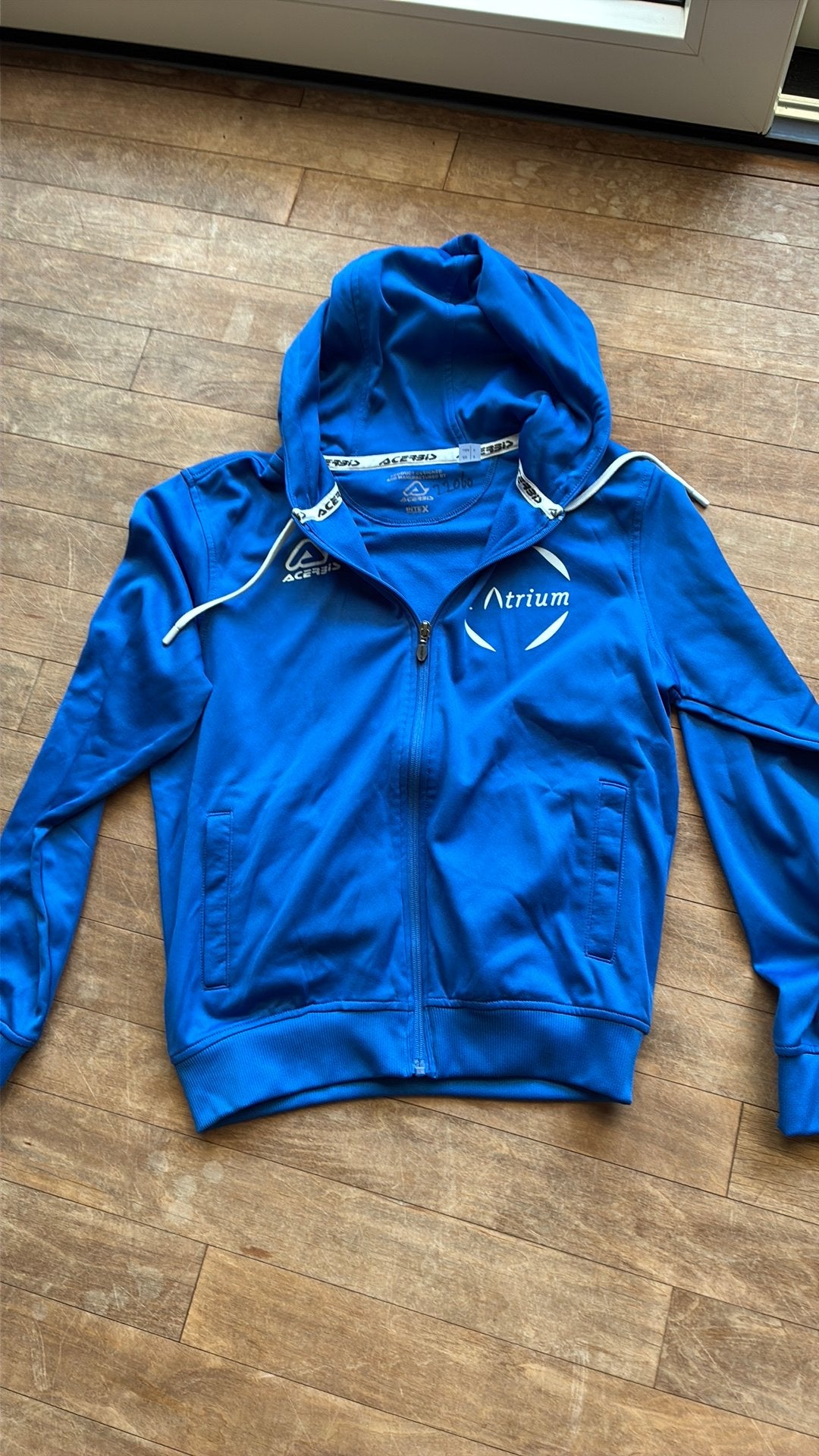 Atrium sportklas shirt en vest, Ophalen, Zo goed als nieuw, Blauw