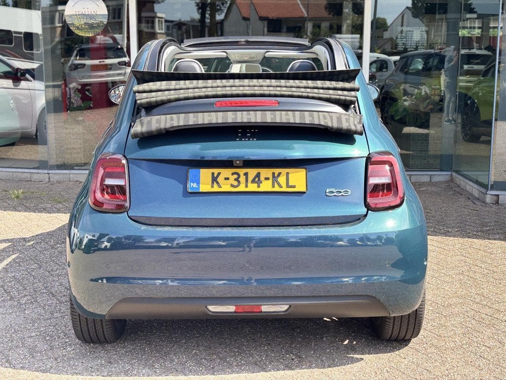 Fiat 500 C La Prima 42 kWh | Carplay | ACC | Camera, Auto's, Fiat, Gebruikt, Cabriolet, 4 stoelen, Automatische klimaatregeling