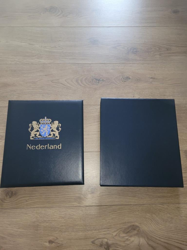 Goed gevuld davo album postzegels Nederland deluxe deel IV, Ophalen of Verzenden