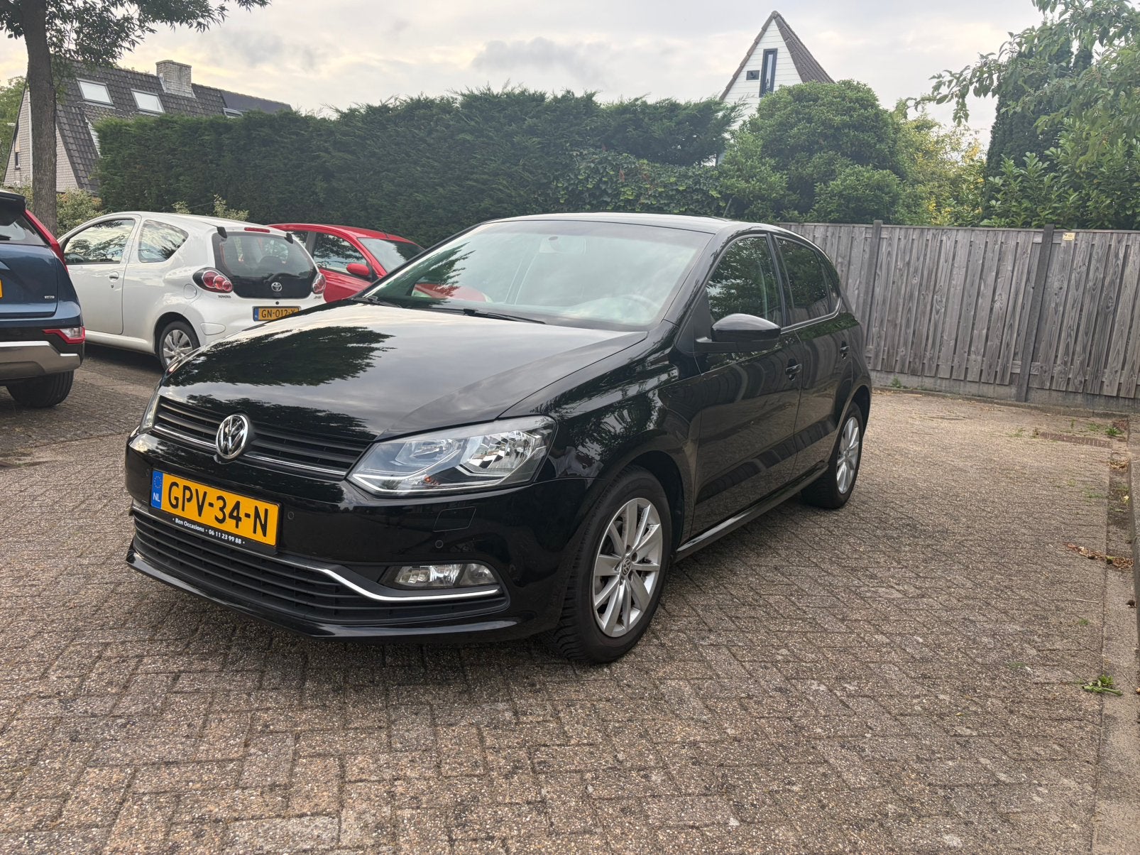 Volkswagen Polo 1.0 TSI 55KW 2015 Zwart, Voorwielaandrijving, 74 pk, Zwart, Bedrijf