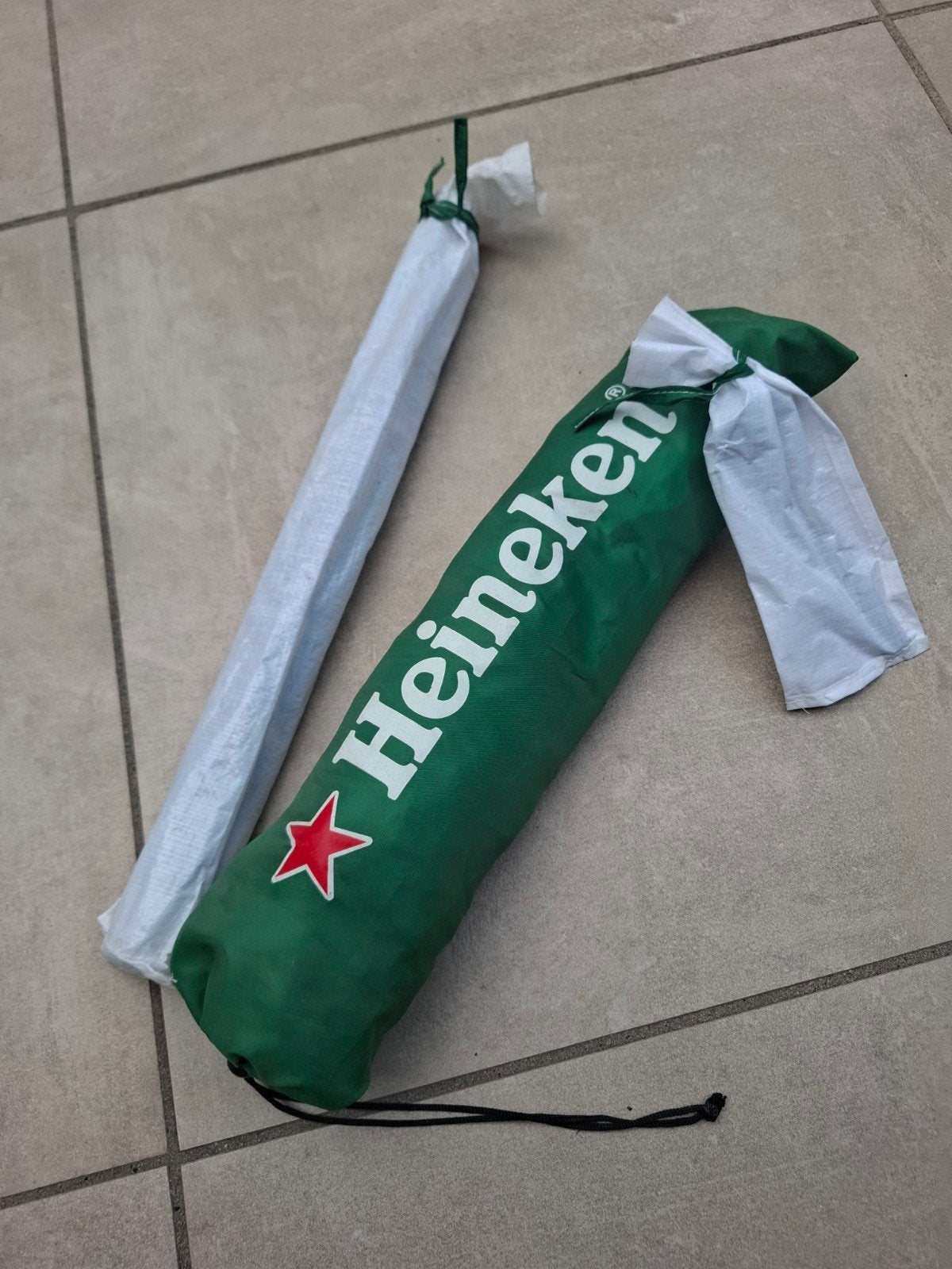 Heineken strandtentje (nooit gebruikt), Ophalen of Verzenden