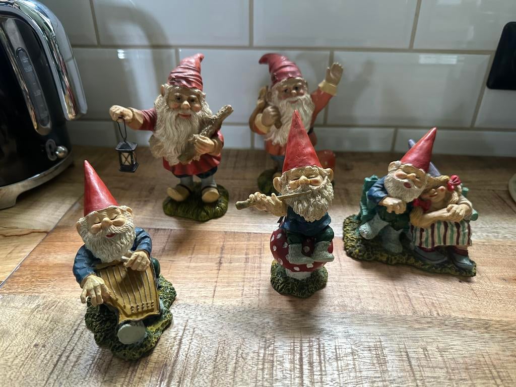 5 beeldjes kabouters, Verzamelen, Beelden en Beeldjes, Ophalen of Verzenden, Zo goed als nieuw, Overige typen