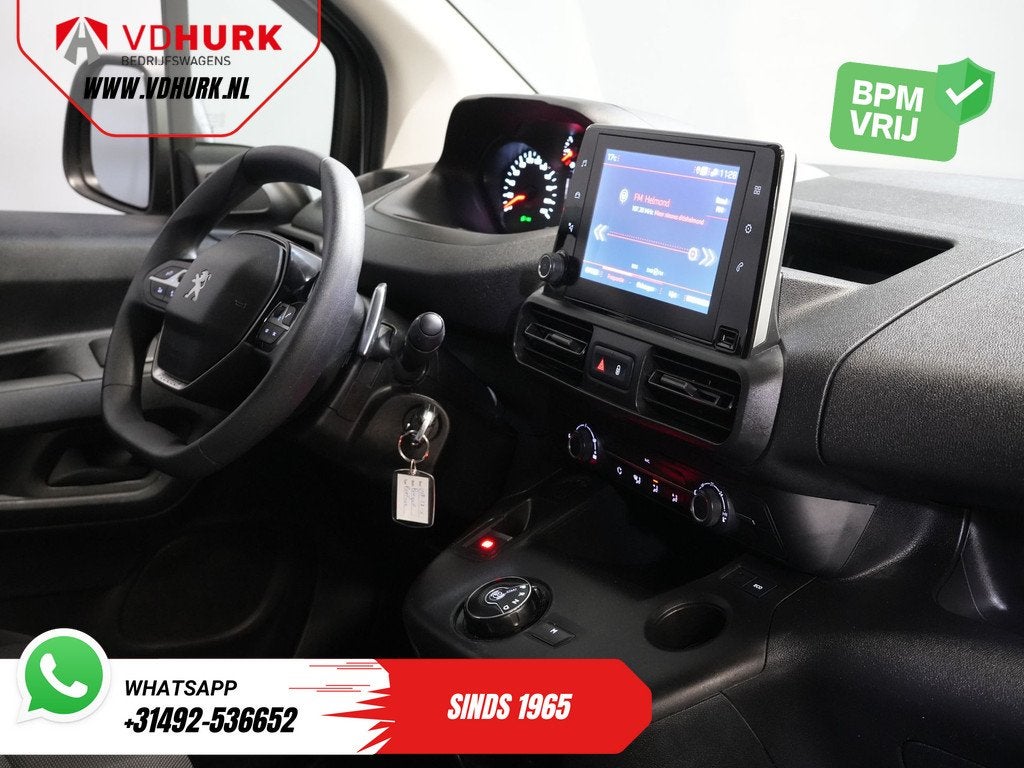 Peugeot Partner 1.5 HDI 130 pk Aut. L2 NL Auto/ 3Pers/ Carpl, Stof, Gebruikt, Euro 6, 4 cilinders