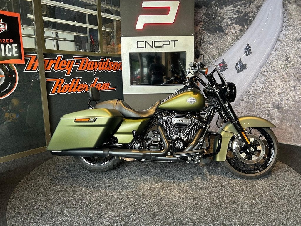 Harley-Davidson FLHRXS ROAD KING SPECIAL (bj 2022), Laan van Vredenoord 33
2289 DA  RIJSWIJK, NL, Bedrijf, Toermotor, Sales@harleydavidsonrotterdam.nl
