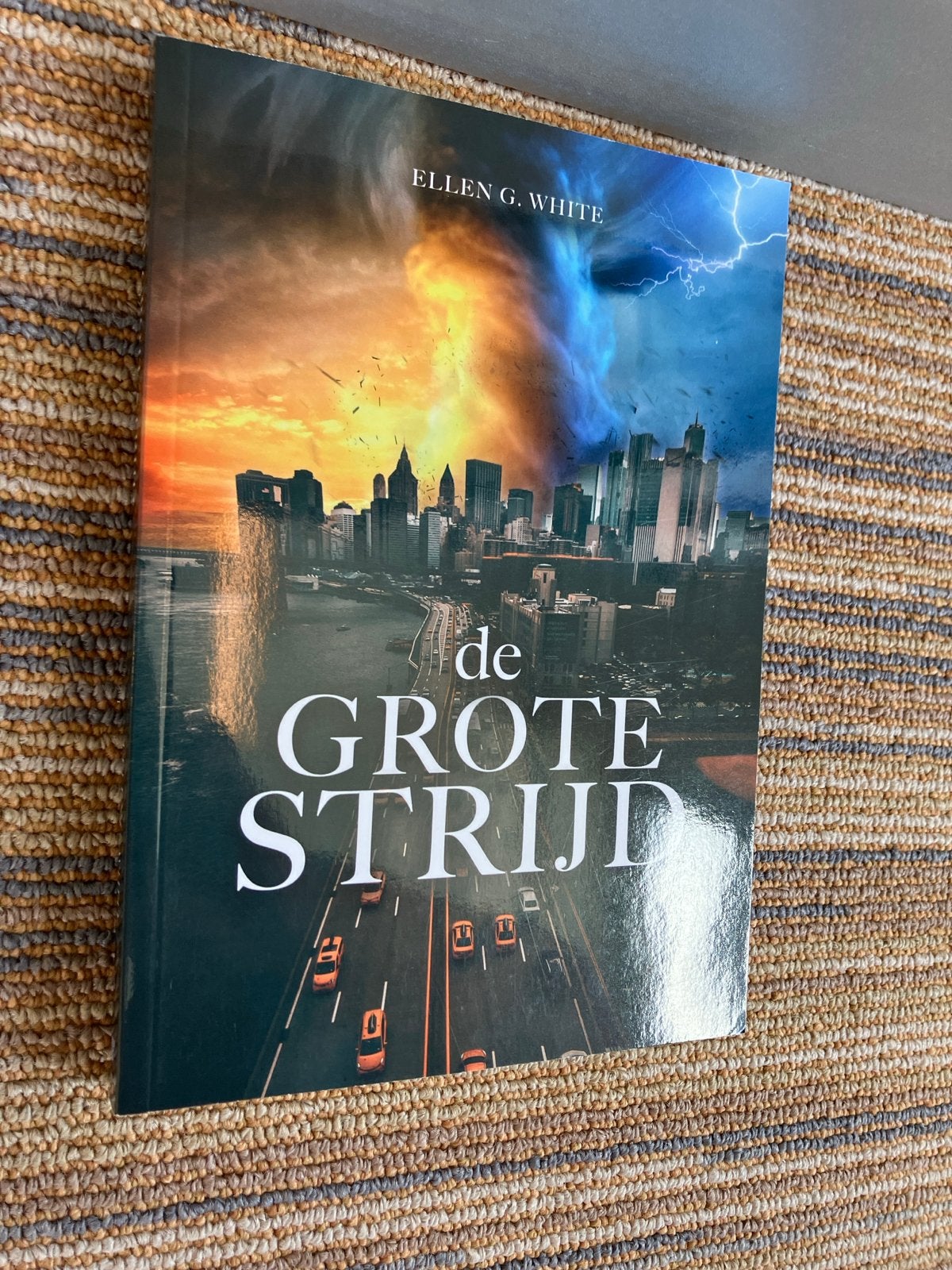 De Grote Strijd - Ellen G. White (Nieuwstaat), Ophalen of Verzenden, Nieuw, Spiritualiteit algemeen, Achtergrond en Informatie