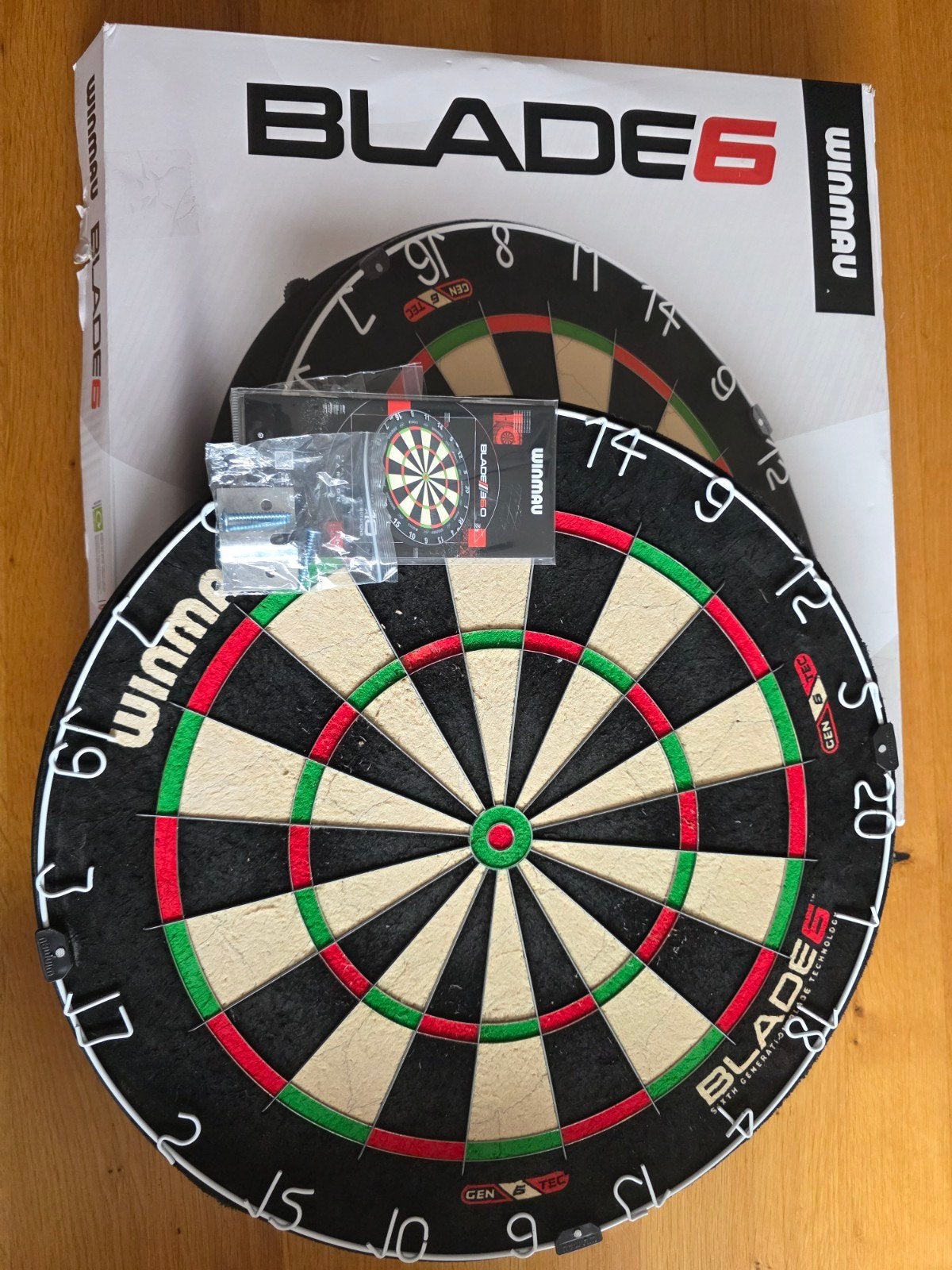 Winmau Blade 6 Dartbord, Ophalen of Verzenden, Gebruikt, Dartbord