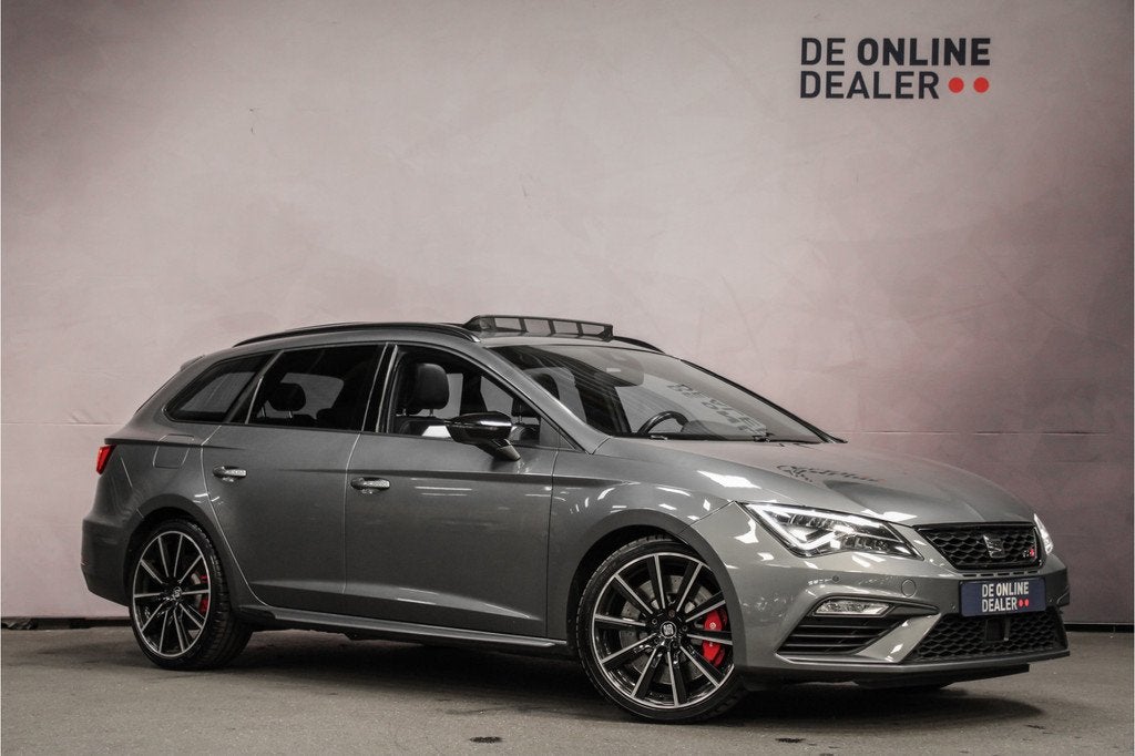 SEAT Leon ST 2.0 TSI CUPRA 300 4DRIVE |Pano|Carplay|19inch|B, Auto's, Automaat, 15 km/l, Gebruikt, Euro 6