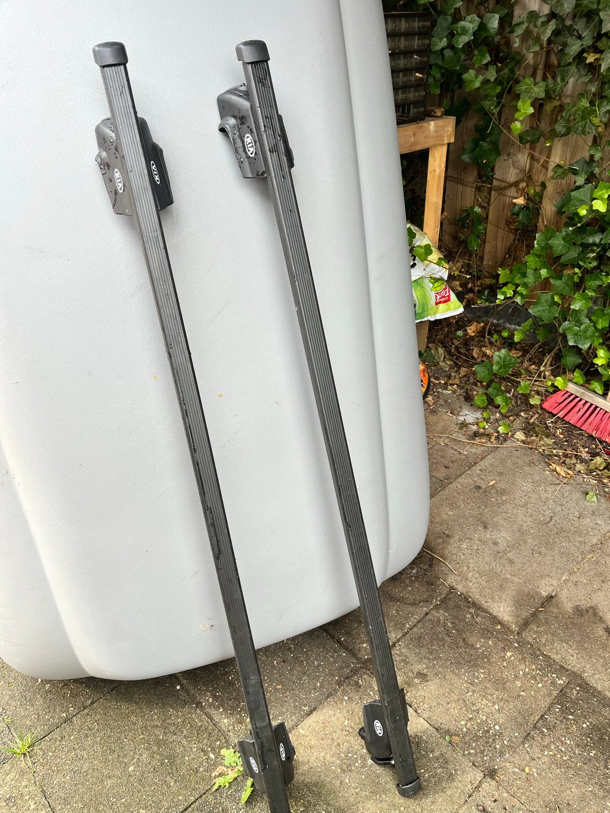 Originele Kia Stonic Dakdragers - Gebruikt, Auto diversen, Dakdragers, Gebruikt, Ophalen of Verzenden