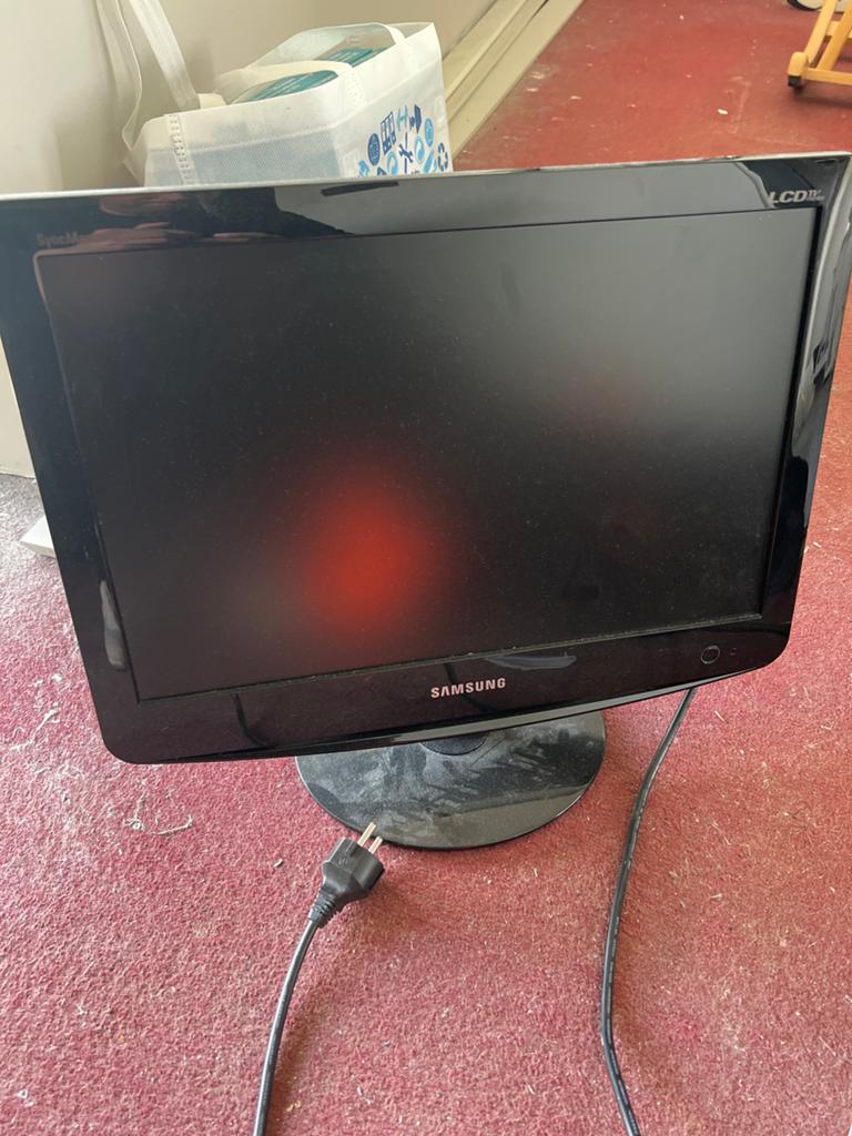 Samsung SyncMaster 932MW LCD TV/Monitor, Ophalen, 50 Hz, Zo goed als nieuw, Samsung