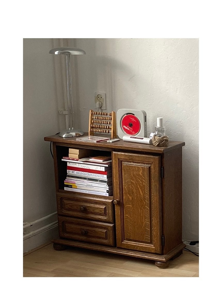 Antique wood cabinet, Ophalen, Zo goed als nieuw