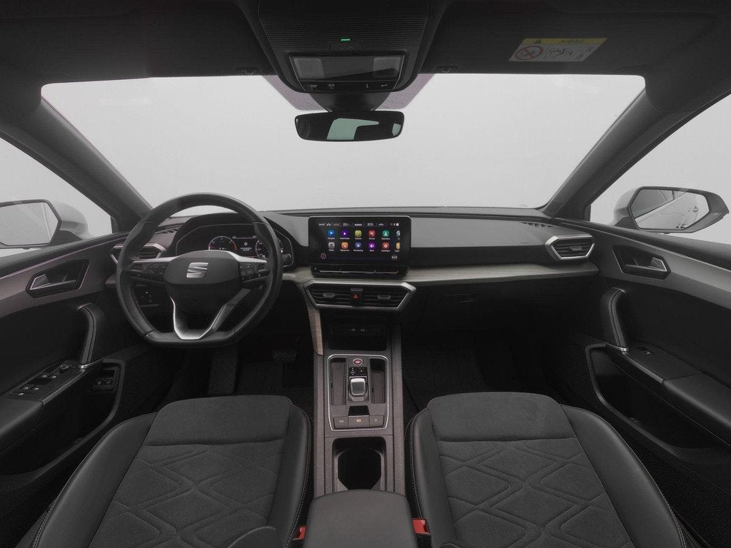 SEAT Leon Sportstourer 1.4 TSI eHybrid 204pk PHEV Xcellence, Auto's, Seat, Stof, Gebruikt, 4 cilinders, Leon
