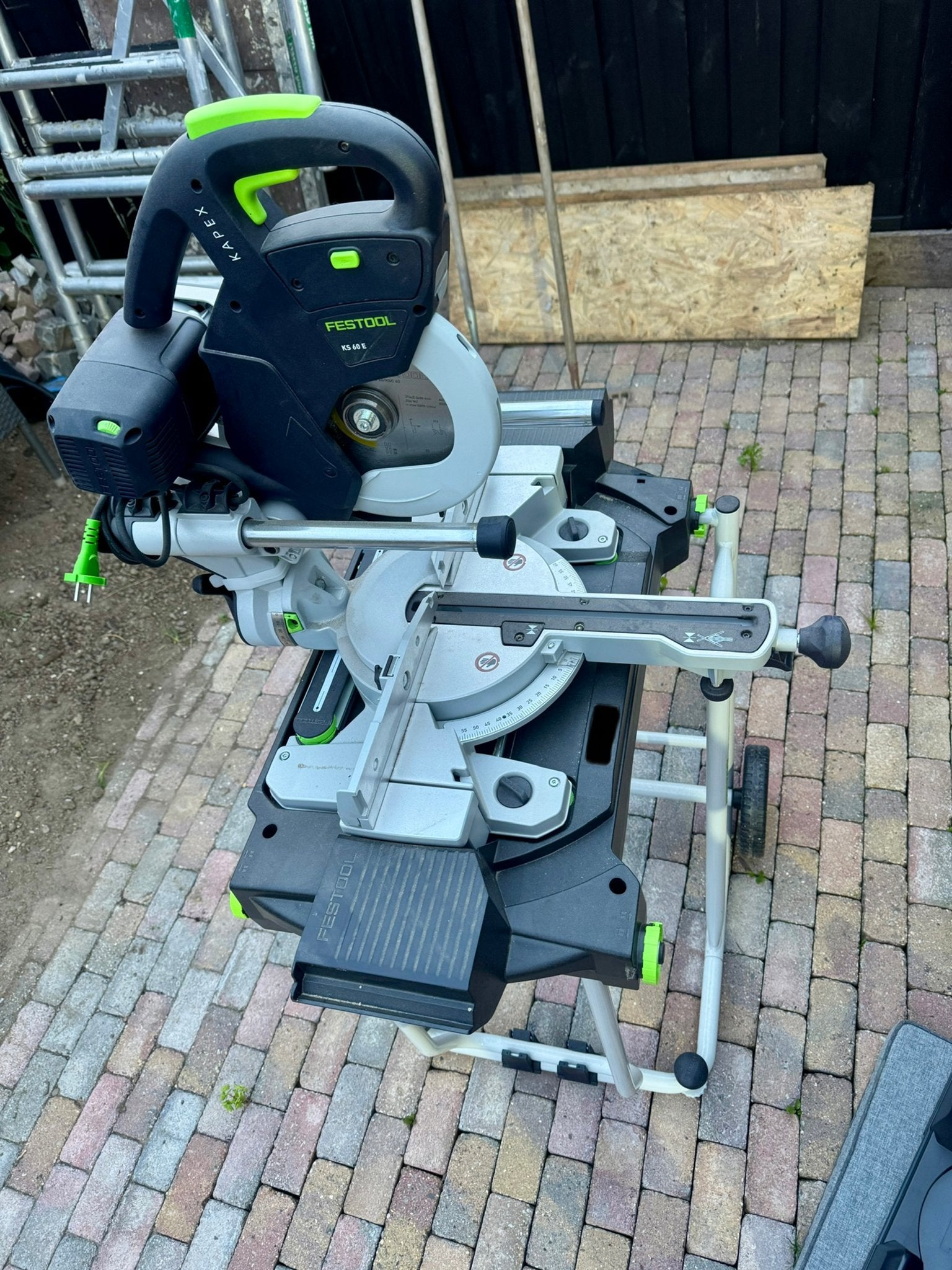 Festool Kapex KS 60e Afkortzaag met onderstel, Doe-het-zelf en Verbouw, Gereedschap | Zaagmachines, 70 mm of meer, Ophalen of Verzenden