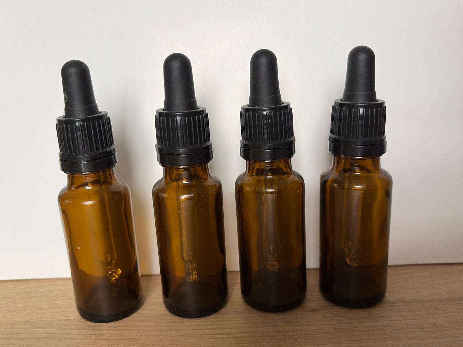 4 Pipetfles bruin/zwart glas apothekersfles 20ml pipet, Ophalen, Nieuw, Zwart, Ogen