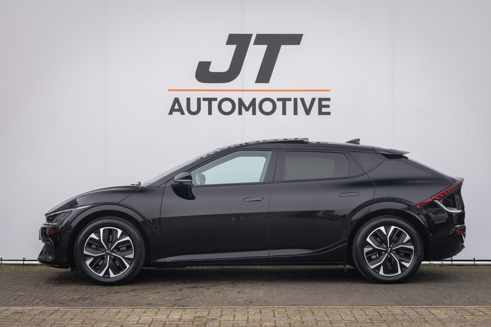 Kia Ev6 GT-Line 77.4 kWh Soh100% NLAuto | Panoramadak | memo, 1885 kg, 304 pk, Zwart, Origineel Nederlands