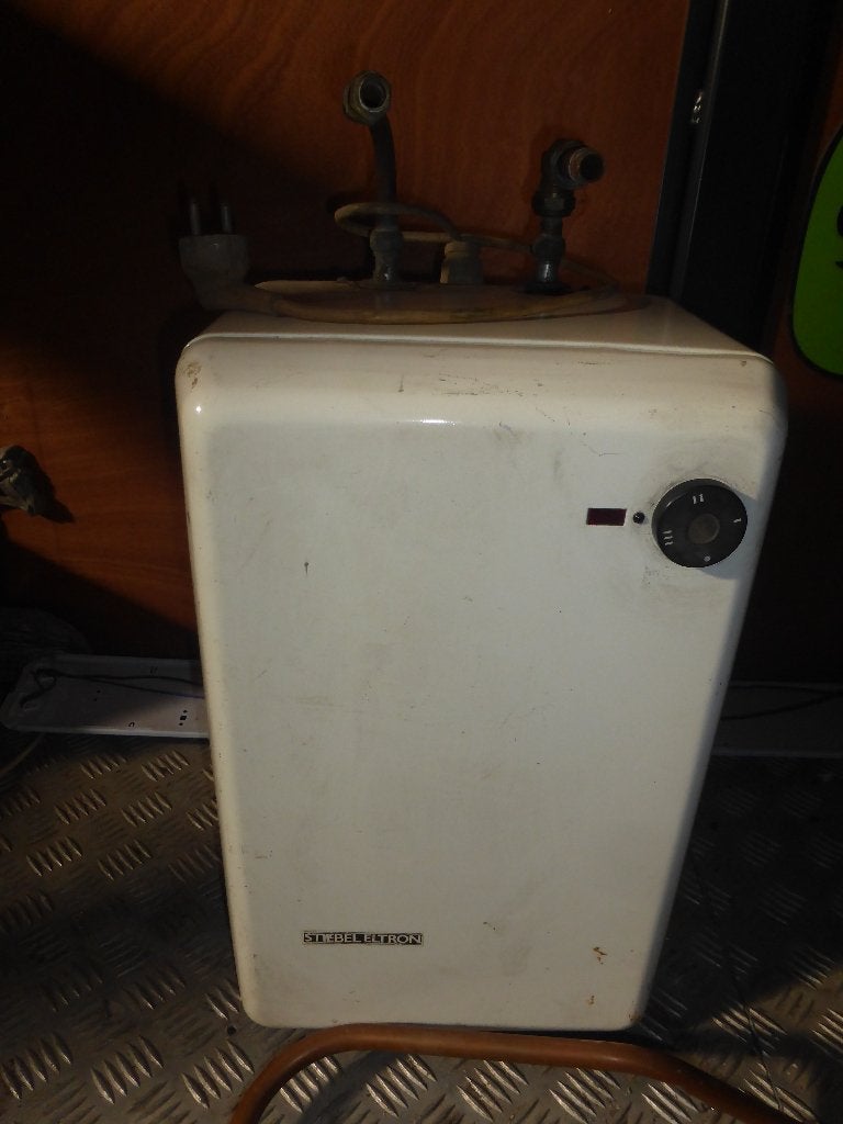 boiler 5 en 10 ltr voor in keukenkastje, Ophalen, Gebruikt, Boiler, Minder dan 20 liter