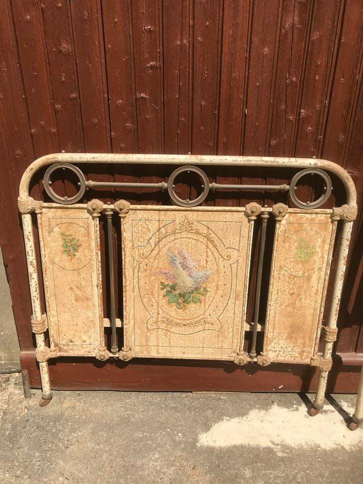 Vintage ijzeren bedgestel, handgeschilderd, beginvorige eeuw, Ophalen