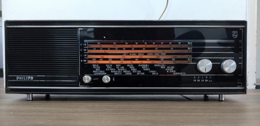 Vintage Philips 22 RB 382/00Z radio - Niet getest, Ophalen, Gebruikt, Radio