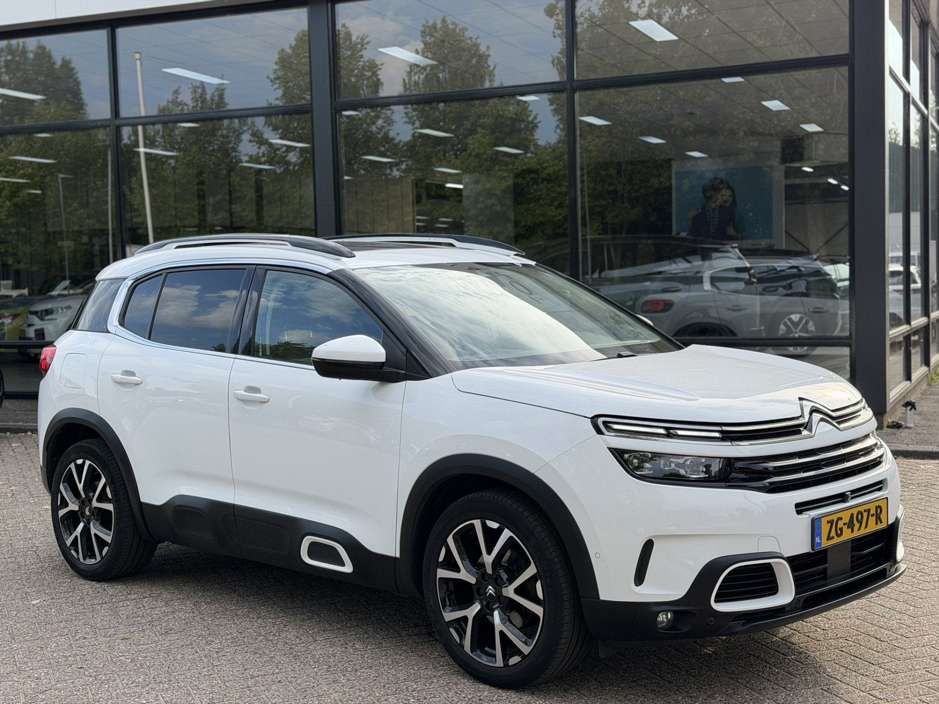 Citroën C5 Aircross 180PK Shine Automaat | Pano | Camera |, Gebruikt, Euro 6, 4 cilinders, 181 pk