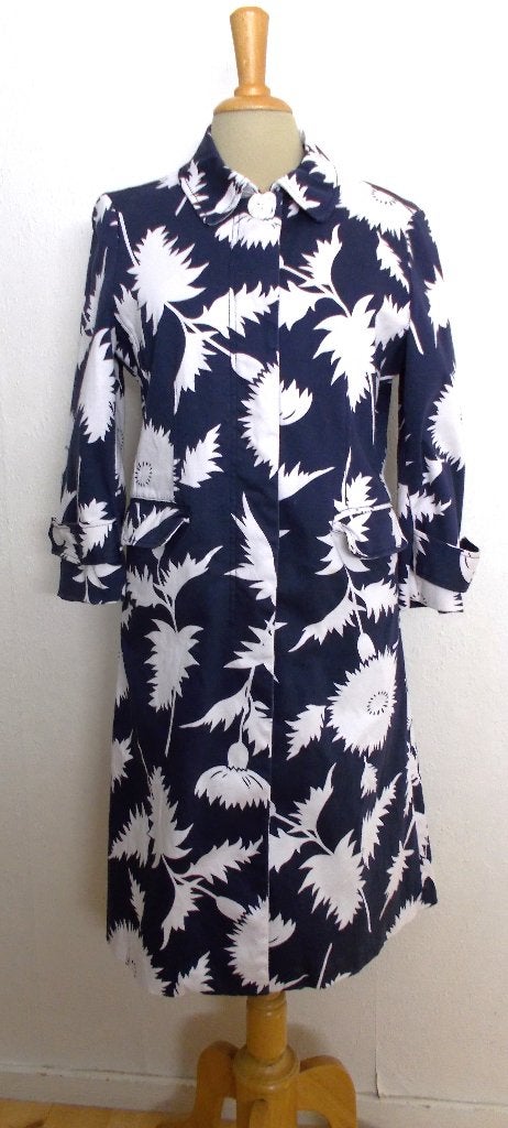 Mooie print jas van designer Isaac Mizrahi! M, Kleding | Dames, Jassen | Zomer, Verzenden, Zo goed als nieuw, Maat 38/40 (M), Blauw