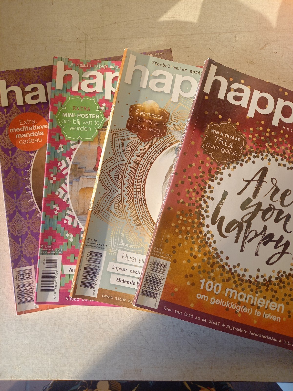 Happinez Magazine - Diverse Nummers (4 stuks), Ophalen of Verzenden, Gelezen, Lichaam en Geest