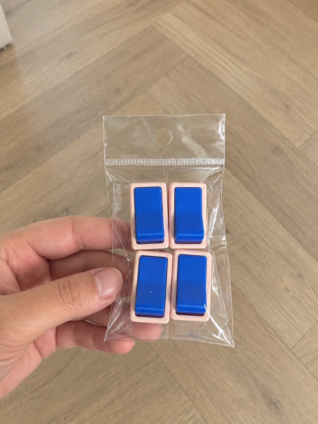 Zakje met 4 light switch fidgets, Ophalen of Verzenden, Nieuw, Jongen of Meisje