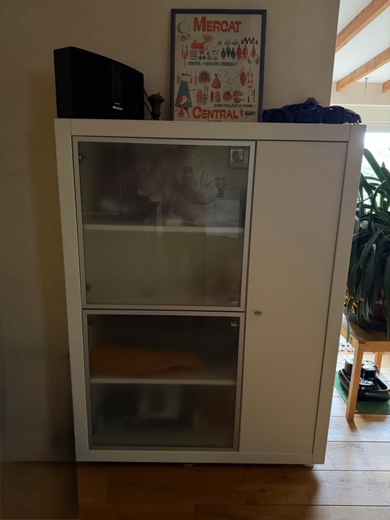 Hülsta Xelo Witte Vitrinekast - Stijlvol en Functioneel, Huis en Inrichting, Ophalen, 150 tot 200 cm, Zo goed als nieuw, 150 tot 200 cm