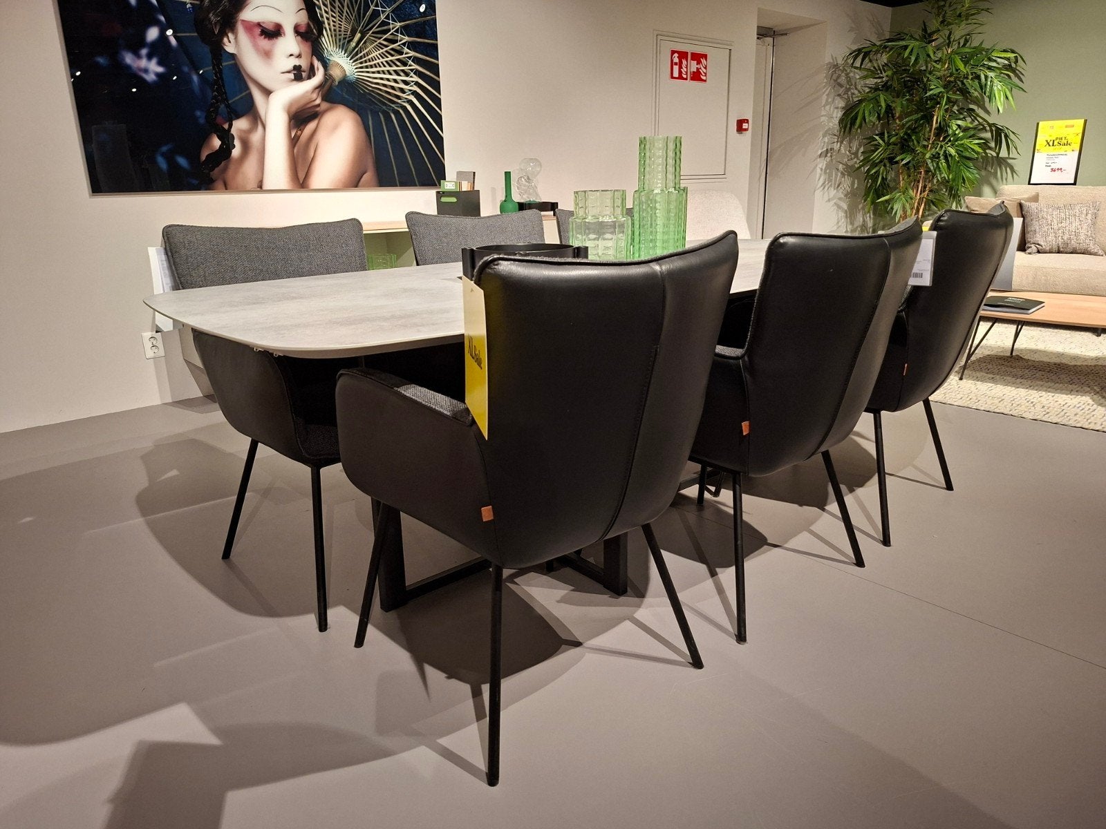 Showroommodel Enzo Luca Eetkamerstoel Grigrio, Huis en Inrichting, Stoelen, Ophalen, Nieuw