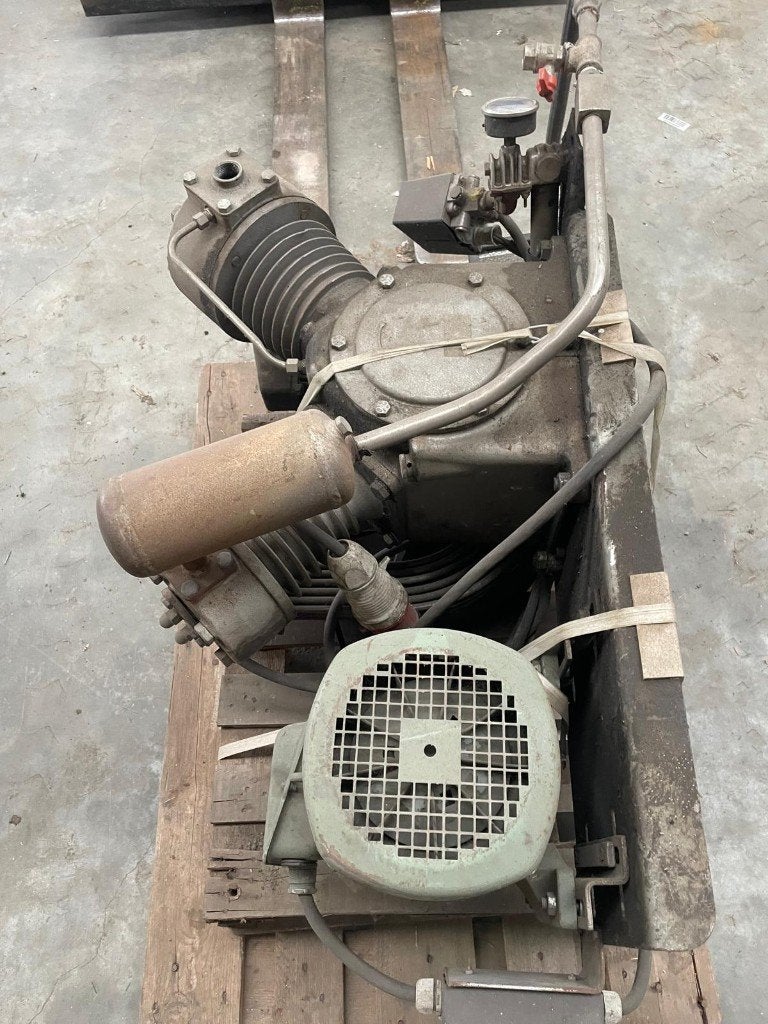 industriële compressor, 100 liter of meer, Ophalen of Verzenden, Gebruikt, 6 tot 10 bar