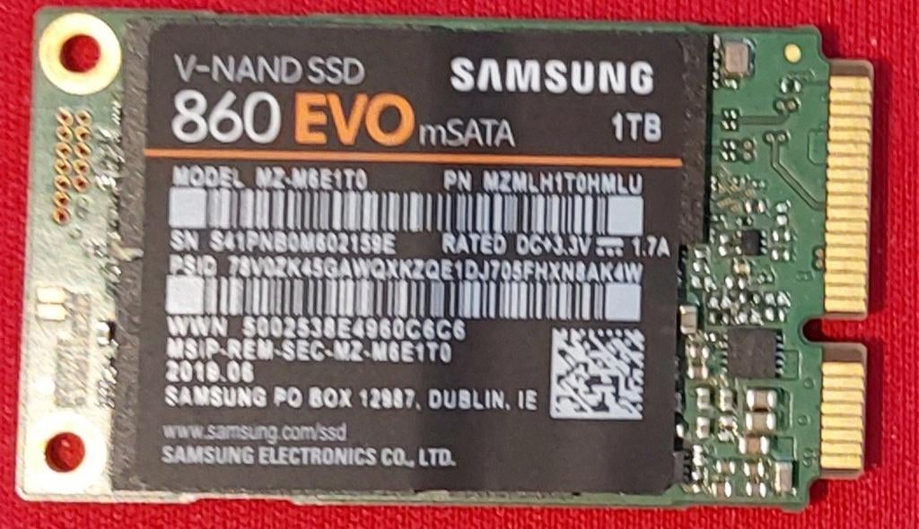 Samsung 860 EVO mSATA SSD 1TB - ZGAN met CrystalDiskInfo, Computers en Software, Harde schijven, Ophalen of Verzenden