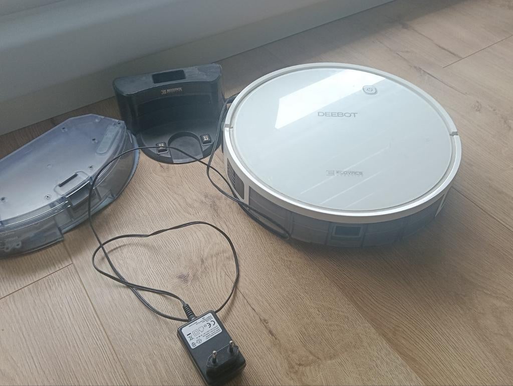 Deebot Ecovacs Robotstofzuiger met dweilfunctie, Gebruikt, Ophalen of Verzenden, Robotstofzuiger, Minder dan 1200 watt