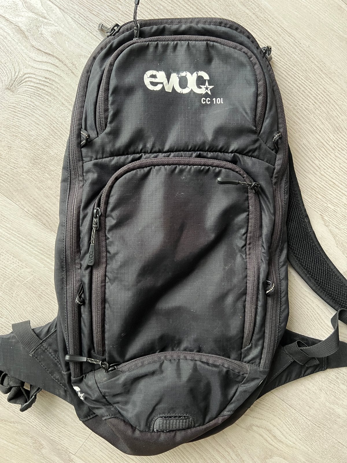 EVOC cc 10liter, fietsrugzak., Ophalen of Verzenden, Gebruikt
