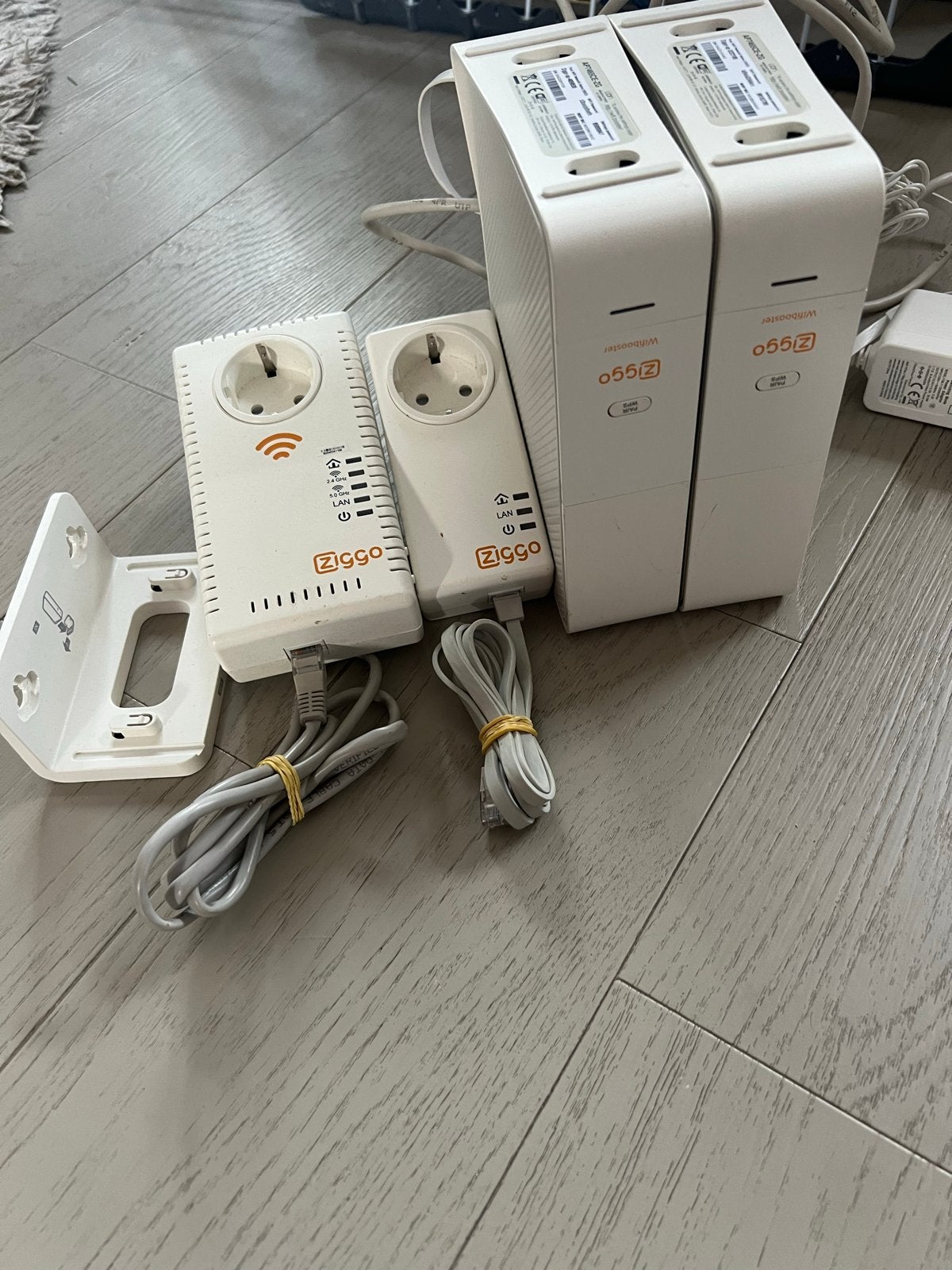 Ziggo Wifi Boosters & Powerline Adapters Set, Ophalen, Zo goed als nieuw