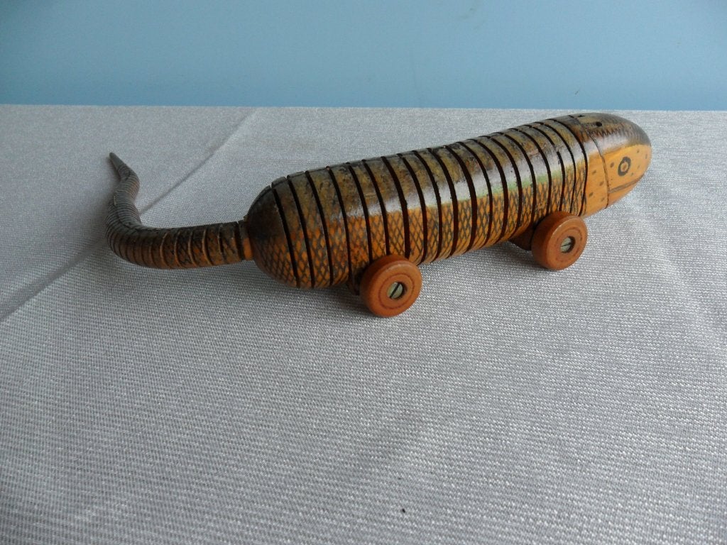 Vintage houten beweegbare wiebelslang met wielen, Ophalen of Verzenden