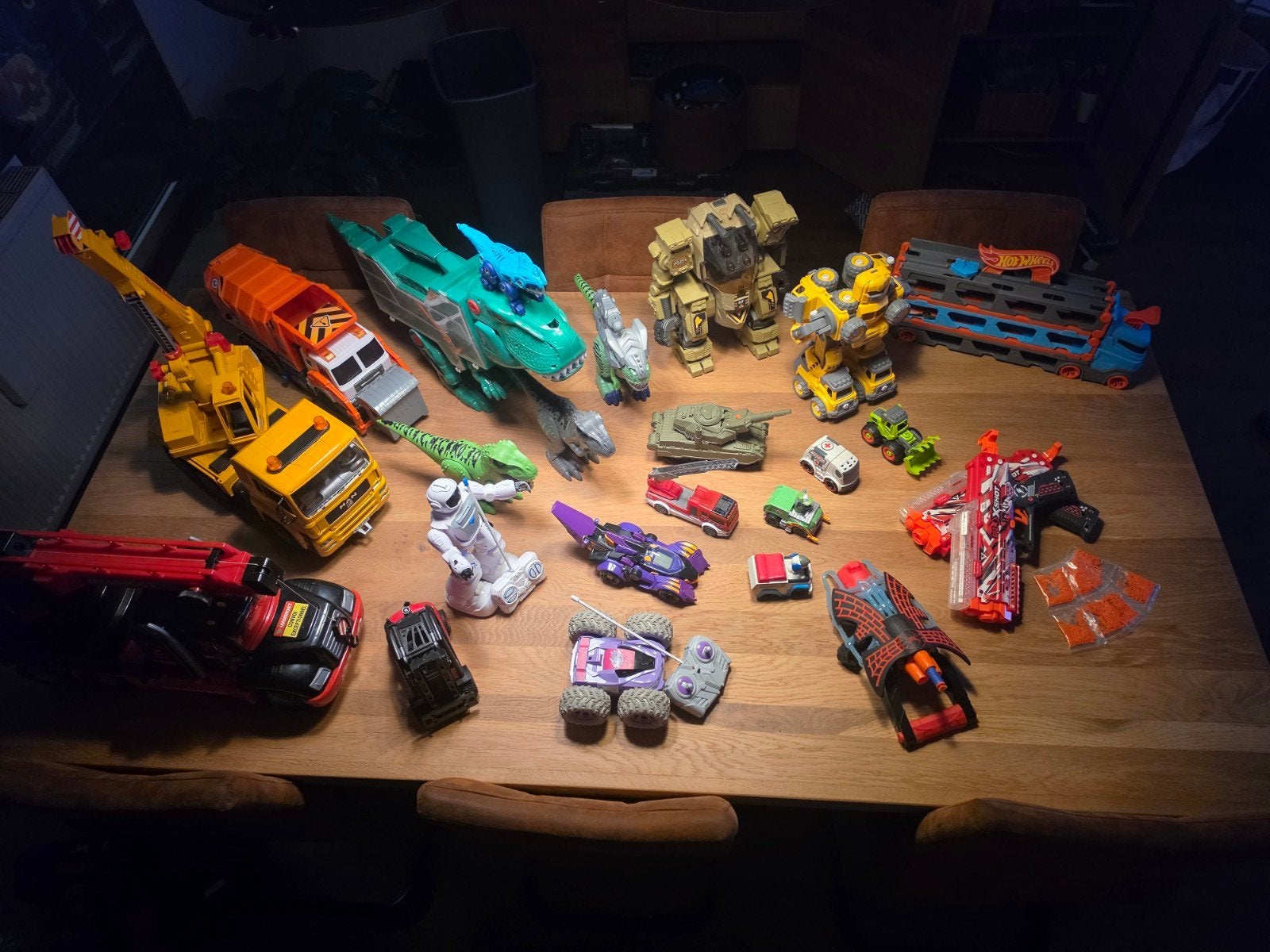 Grote verzameling speelgoed: auto's, robots, dinosaurussen, Ophalen of Verzenden
